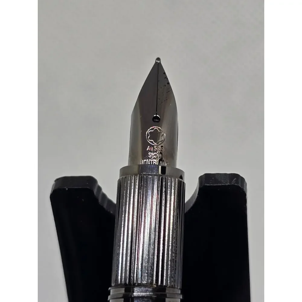 Montblanc Starwalker Resin Ultra Black Fountain Pen